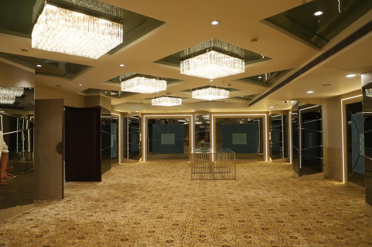 The Royal Class Hotel Gwalior Luaran gambar