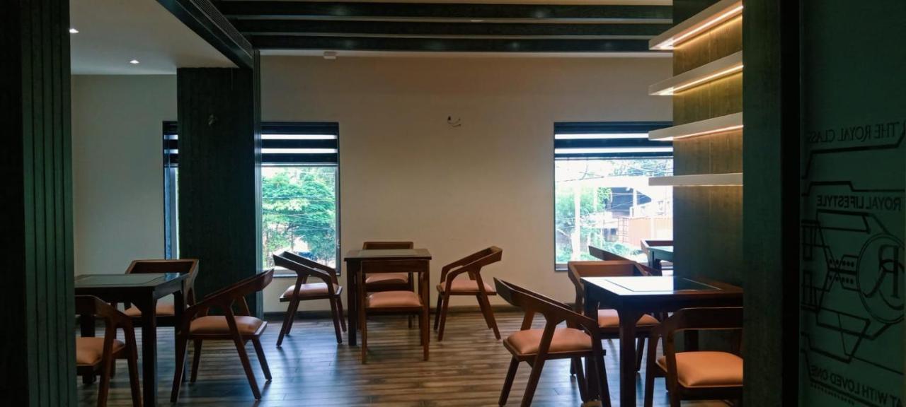 The Royal Class Hotel Gwalior Luaran gambar